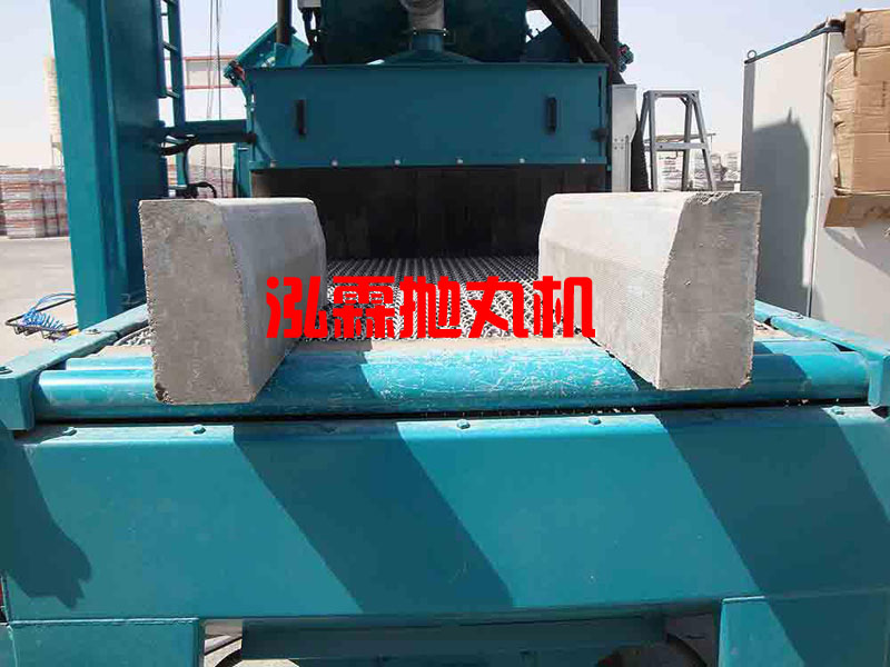 網(wang)帶式(shi)抛(pao)丸機(ji)